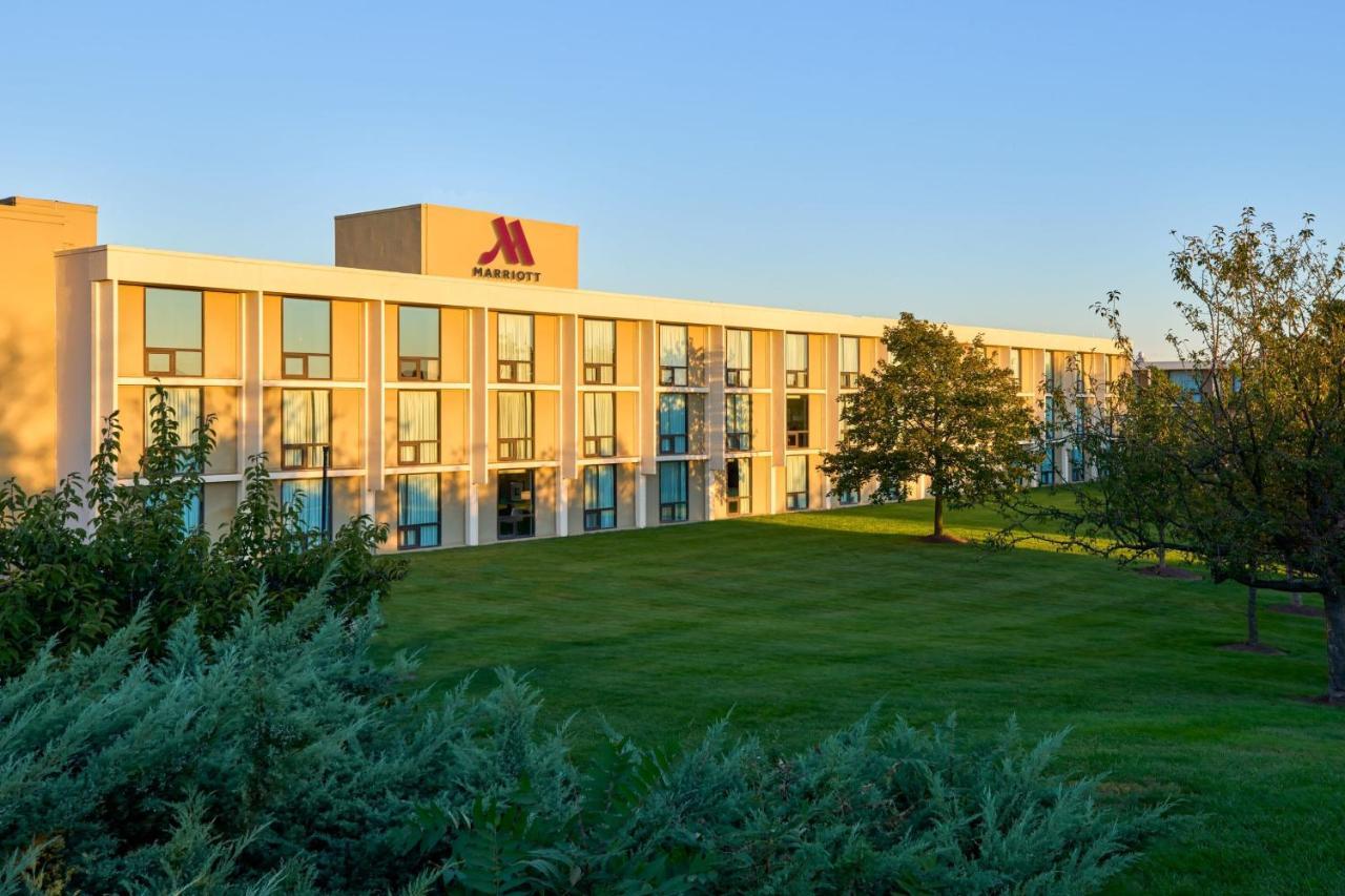 Washington Dulles Airport Marriott Hotel