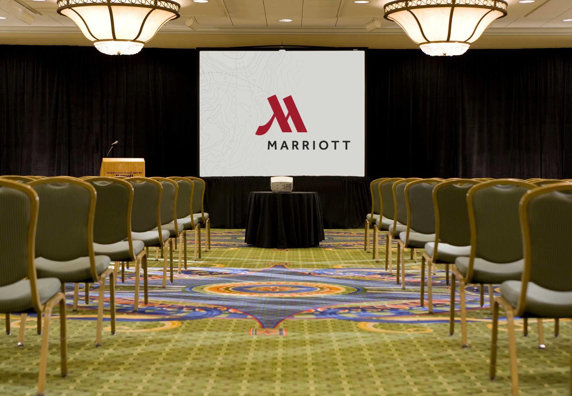 Hotel Washington Dulles Airport Marriott 3*